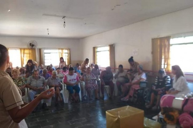 Atividade com a terceira Idade !